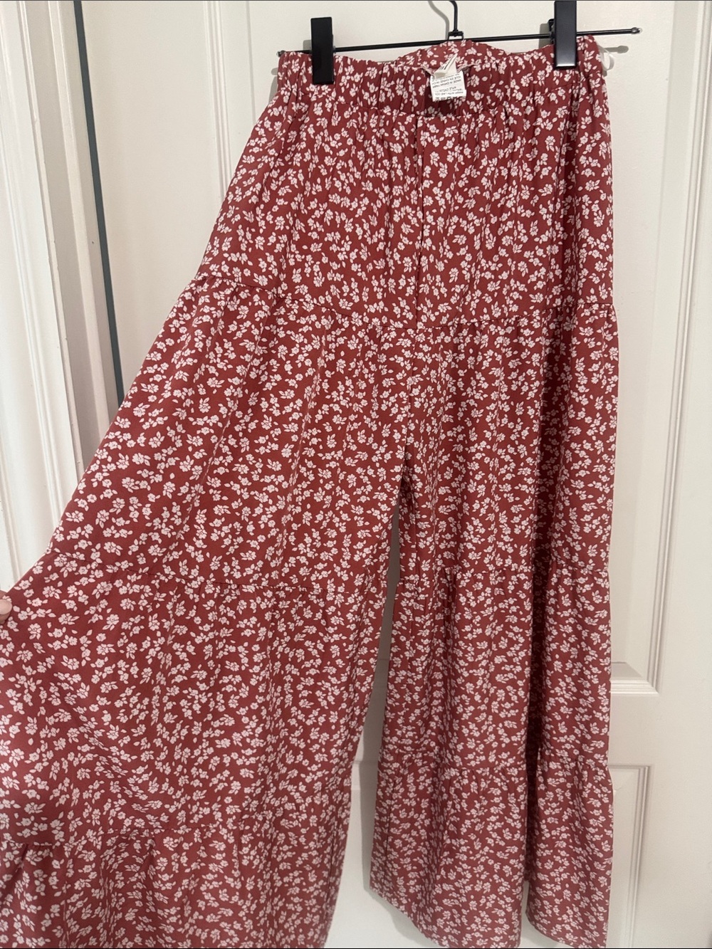 Wide-Leg Floral Pants in Rust Red